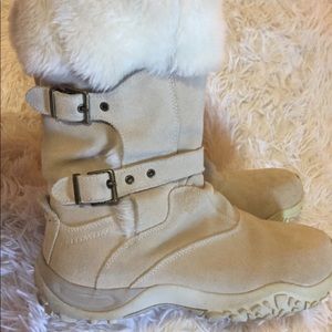 Salomon Mid Calf suede boots 8.5 GUC